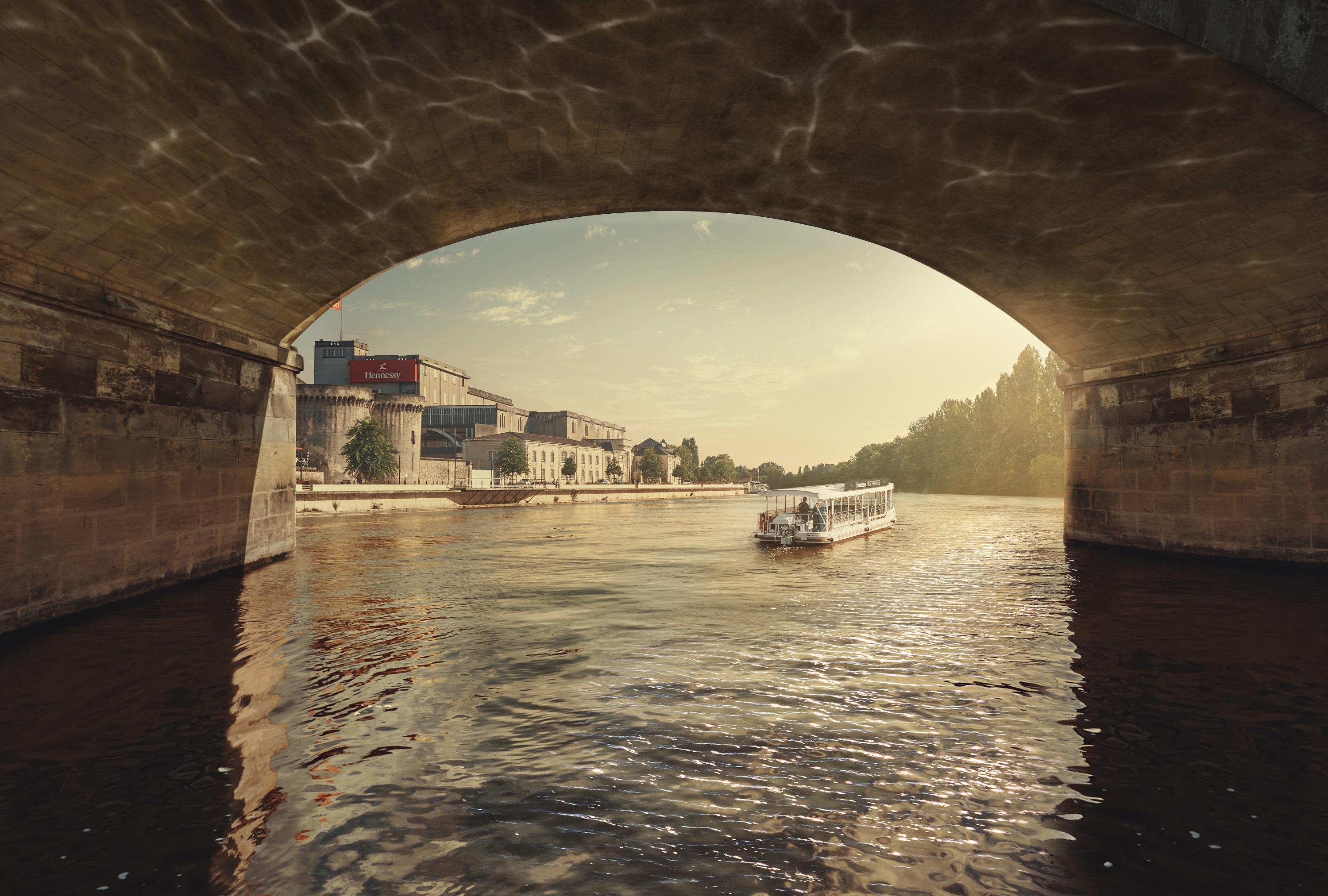Bateau Charente Visites Hennessy