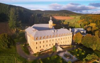 L’Abbaye de Notre Dame des Neiges L’Abbaye de Notre Dame des Neiges