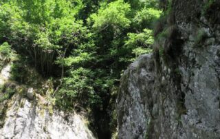 The Amarok Valley: Canyoning - Kayak