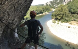 Balcon des gorges – panorama sur la rivière Ardèche à Vallon Pont d’Arc © Kayacorde 