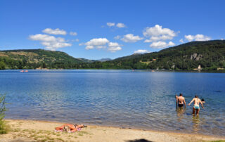 Lac de baignade – base nautique estivale Lac de baignade – base nautique estivale
