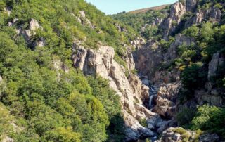 Canyoning Chassezac Ceven&rsquo;Aventure ©  VISION'AIR drogeat-drone-production.com