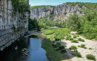 Céven&rsquo;Aventure Canoë-Kayak Chassezac Ardèche ©  VISION'AIR drogeat-drone-production.com