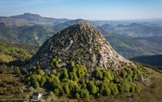 Maison de site du Mont Gerbier-de-Jonc_Saint-Martial