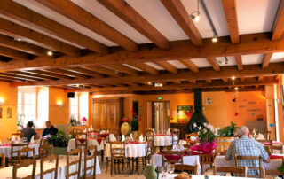 Restaurant Au Parfum des Bois © M.Rissoan-ADT07-COPYING PROHIBITED