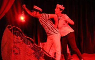 Spectacle enfants – L’Odyssée d’Aka_Albiez-Montrond © Cie le rêve de BOUH!