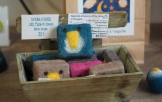 Marché de Noël Artisanal – Savons feutrés © Zoé Massot