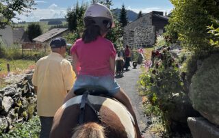 Promenade à  poney_Les Estables © Cathy