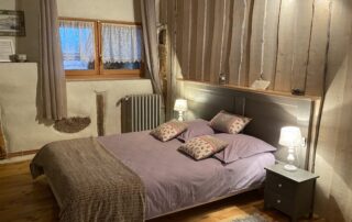 Chambres d&rsquo;hôtes La Ferme de Médille © Médille