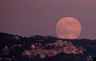 Le Ciel du Petit Prince_Les Baux-de-Provence © otlesbaux