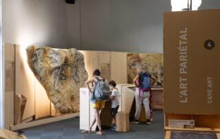 Exposition L’Aventure Scientifique – Grotte Chauvet 2 © Romain Hérisson - Grotte Chauvet 2 Ardèche