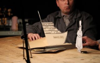 Théâtre d’objet et de papier / Un Océan D&rsquo;amour © Stéphane Michel