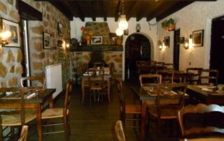 Restaurant La Taverne_Le Lac-d&rsquo;Issarlès © La Taverne