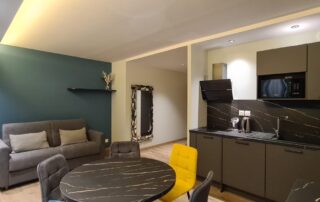 Hôtel – Appart hôtel – La rose du Lac © GUL Menduh