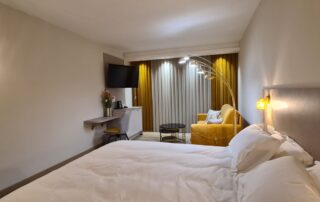 Hôtel – Appart hôtel – La rose du Lac © GUL Menduh