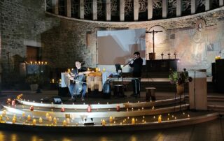 « Les 3 univers du violoncelle » – Un concert caritatif aux chandelles © volodymyr husak