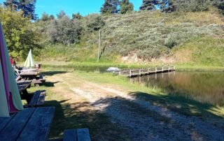 Lac de pêche à la truite – Pisciculture des Sources de la Prade – Chaffour © Pisciculture Chaffour