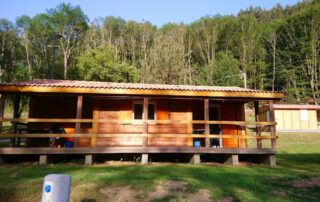 Camping Municipal  Le Ceytrou **_Saint-Laurent-les-Bains – Laval d&rsquo;Aurelle © Le Ceytrou