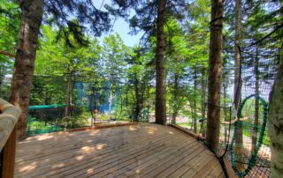 La Toile des Cimes : filets dans les arbres – La Croix de Bauzon © Croix de Bauzon