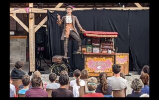 Spectacle_Saint-Étienne-de-Lugdarès © Curiosité ambulante