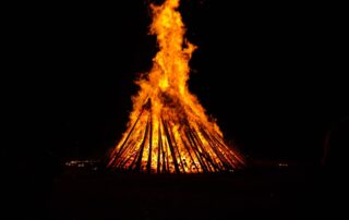 Fête de la Saint Jean_Barnas © pixabay