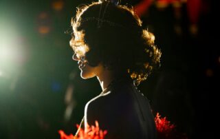 Soirée Cabaret_Fouras-les-Bains © Photo de Zohair Mirzasur Unsplash